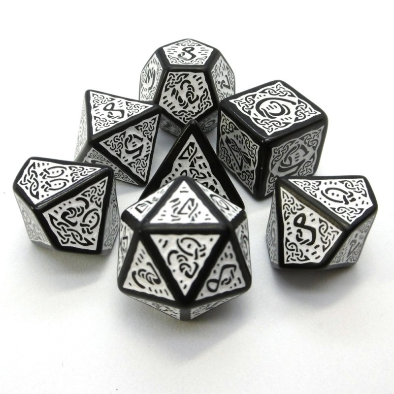 Celtici - Set di dadi (Nero / Bianco)